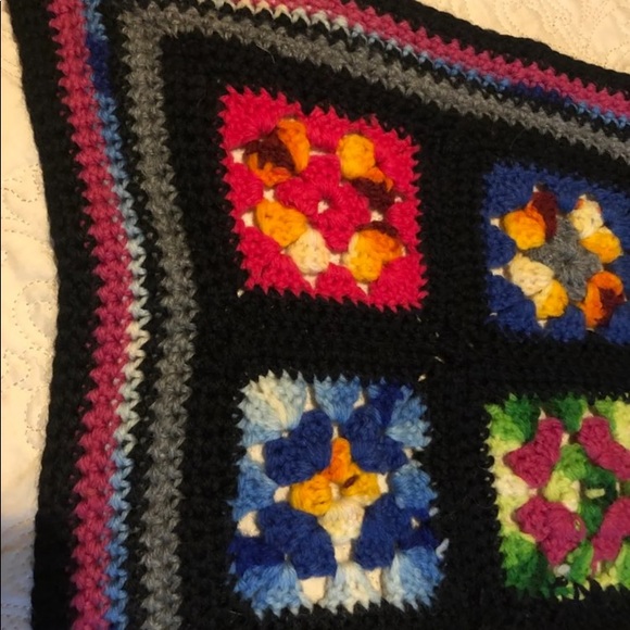 Vintage Granny Square Black Afghan Crochet Runner Bed Pillow Cover Topper 53x26 - Picture 3 of 7